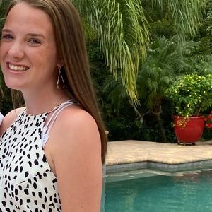 Meet your Posher, Sarah kate